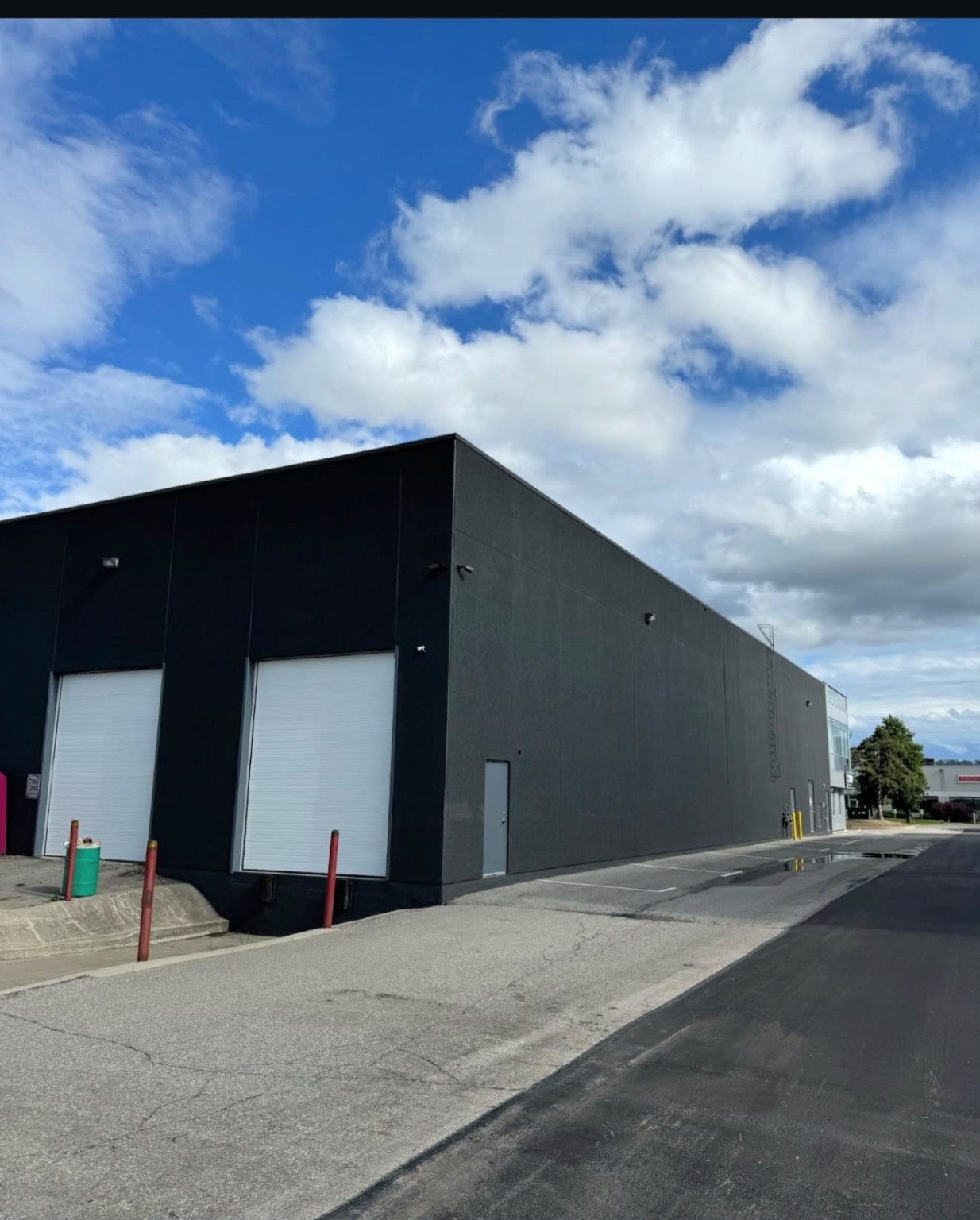 Commercial exterior painting